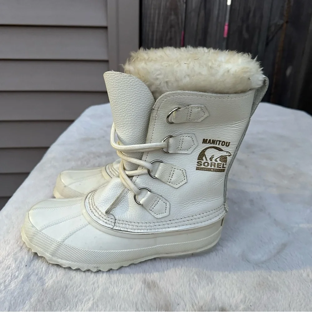 Vintage Sorel Cream Winter Boots Size 5